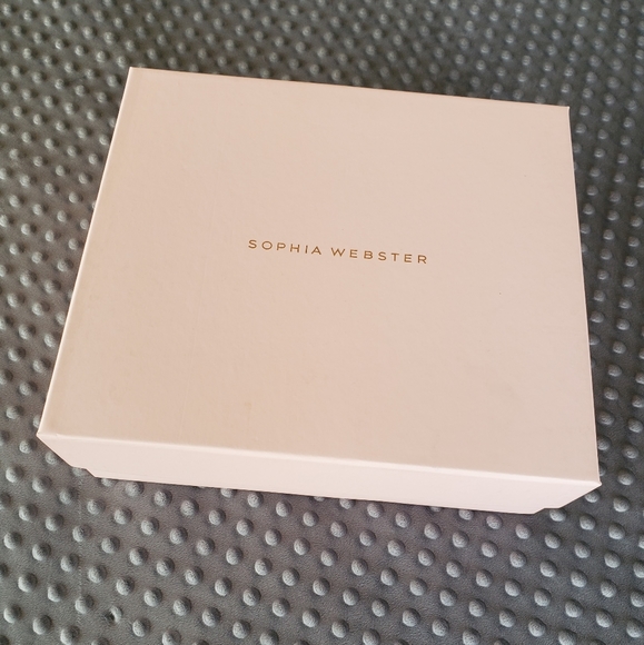 NWT RARE *SOLD OUT * Butterfly Wing CHIARASandle - Picture 4 of 9